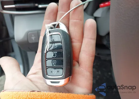 2021 Hyundai Elantra Sel z USA, uszkodzony, nr VIN KMHLM4AG2MU113110